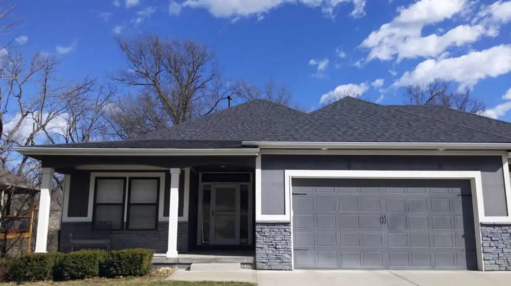 A Great Kansas City home with a new roof installed by Bill West Roofing.